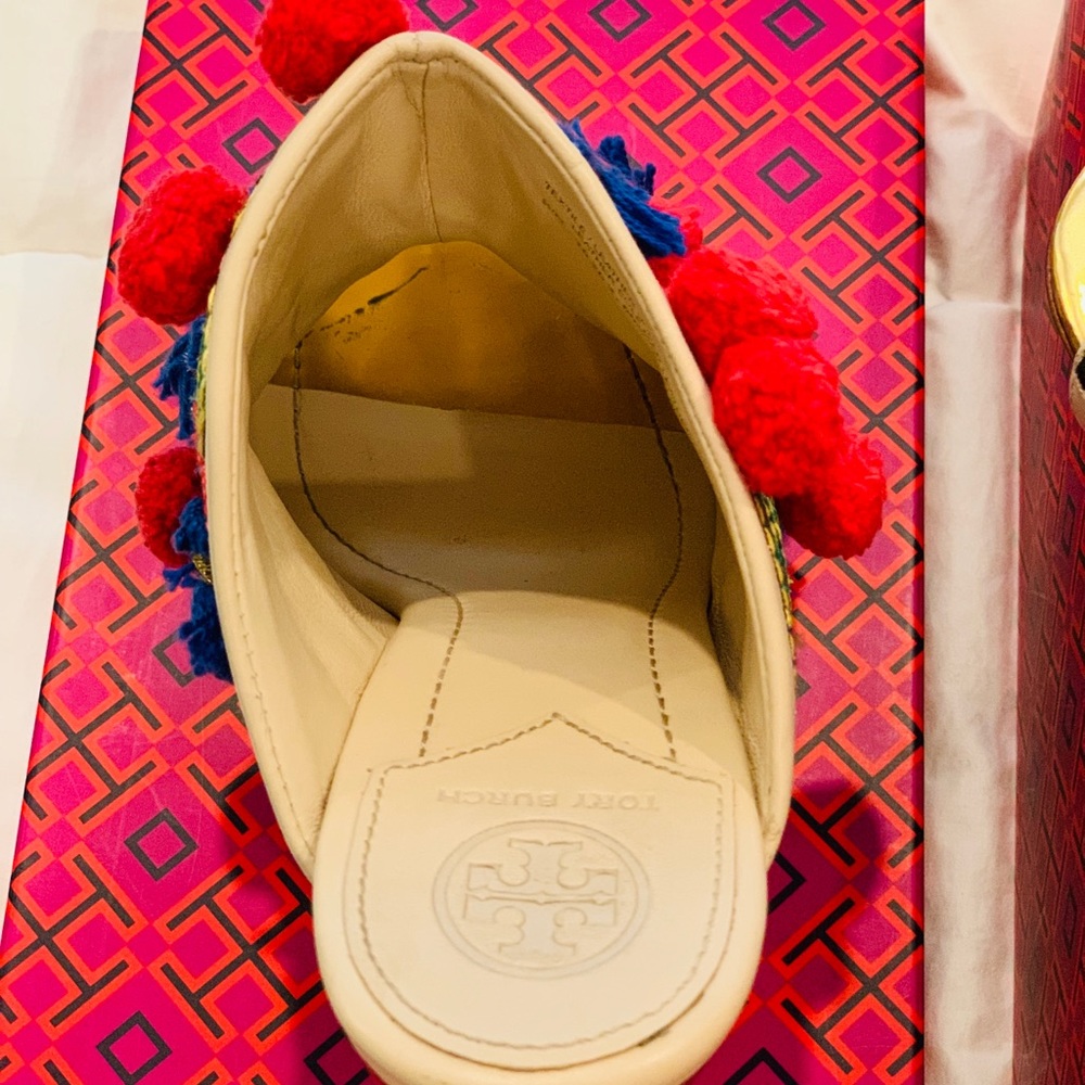 Shoes - Picture 3 of 5